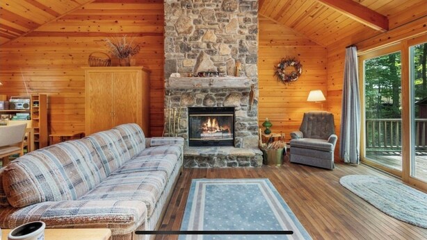 Unclassified image, 1 of 6, button - Cave Point A-Frame, updated and funky! (Sturgeon Bay)