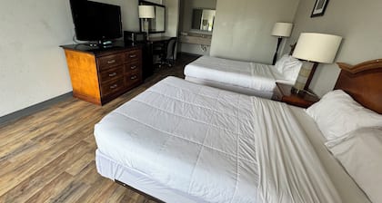 Bayou Inn