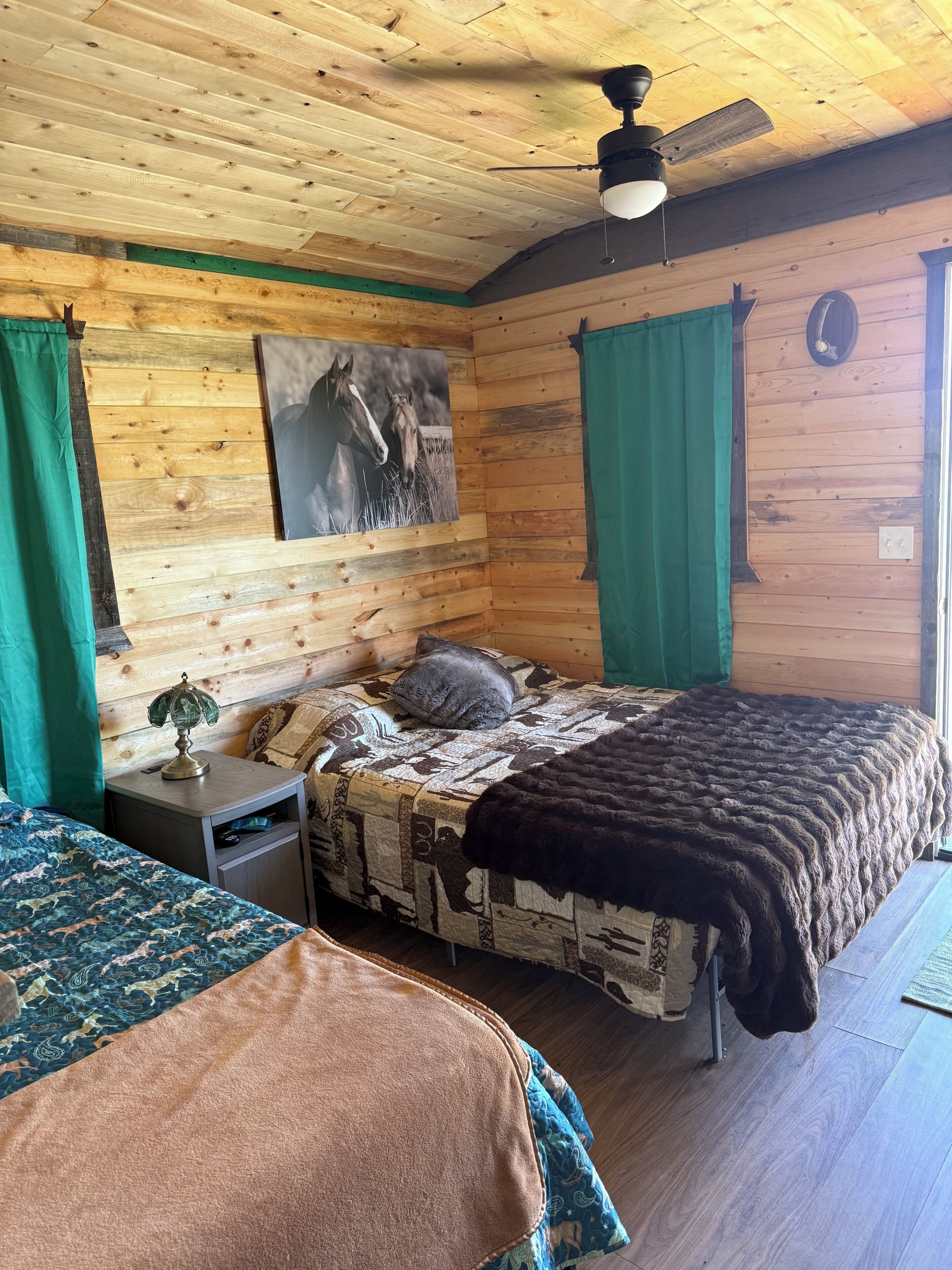 1 chambre, fer et planche à repasser, Wi-Fi, draps fournis