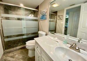 Towels - Saida IV Condos - S4904 (South Padre Island)