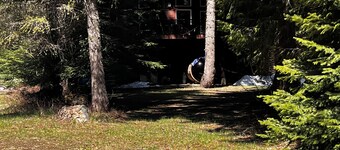 Peaceful forest cabin with Sauna, Hot tub near Hiking+ATV trails and Lakes
