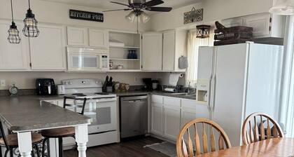 Marvelous 4-bedroom house on acreage with beautiful views and great location