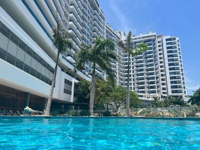Rodadero Sur · Apto Moderno con Piscina