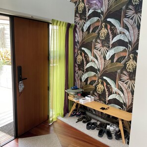 Interior - Architectural 2-bedroom house West Auckland - Lower Titirangi - Air Cool & Heat (Auckland)