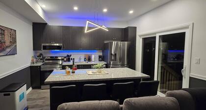 Entire home in Meaford, Canada