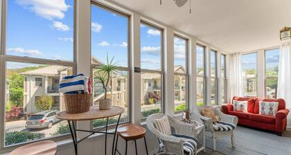 Emerald Bay Escape w/ Sunroom