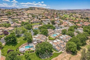 Exterior - Cozy 2-bedroom condo with AC in gorgeous St. George (St. George)