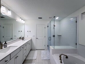 Bathroom - Coastal Charm (St. Augustine)