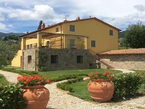 Apartment | Exterior - Apartment in Tuscany With Stunning Views (Capannori)