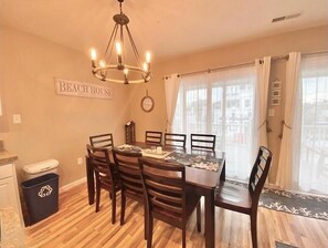 Dining - Spacious 2nd Floor Retreat in the Heart of Downtown Ocean City – Walk to Beach & Boardwalk! (Ocean City)