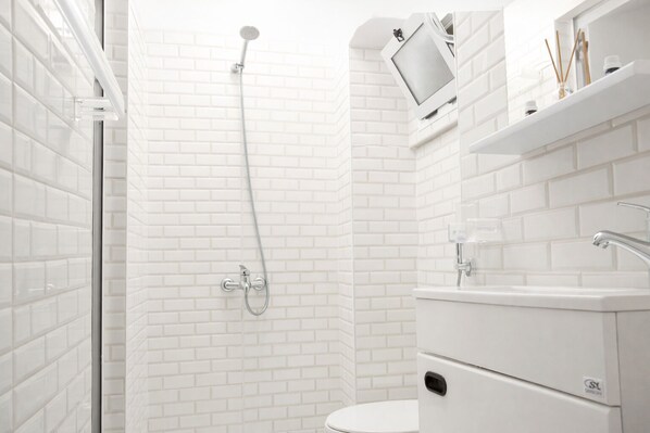Bathroom - Vrbo Property (Tanger)