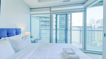 Suite familiar, 2 habitaciones, para no fumadores, baño privado | Decoración personalizada, muebles diferentes y wifi gratis
