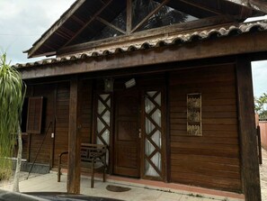 Exterior - Cozy and comfortable house in the Morada da Praia condominium, with security and leisure facilities. (Bertioga)