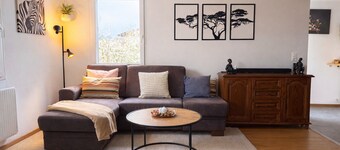 Modern Eriswil Studio w/ Cinema, Bathtub & Parking