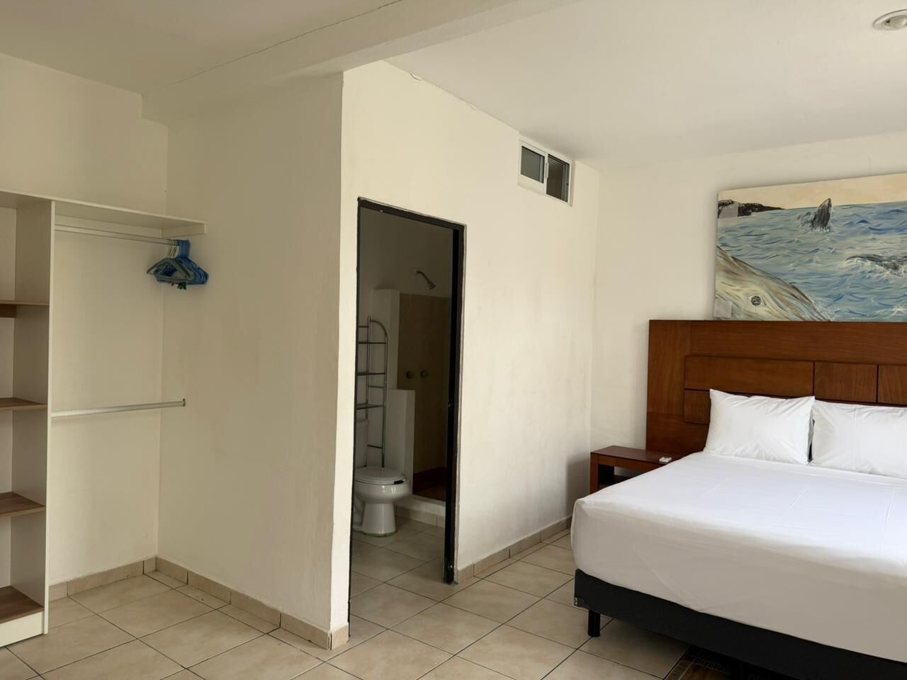 Classic Studio, 1 Queen Bed