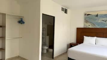 Classic Studio, 1 Queen Bed