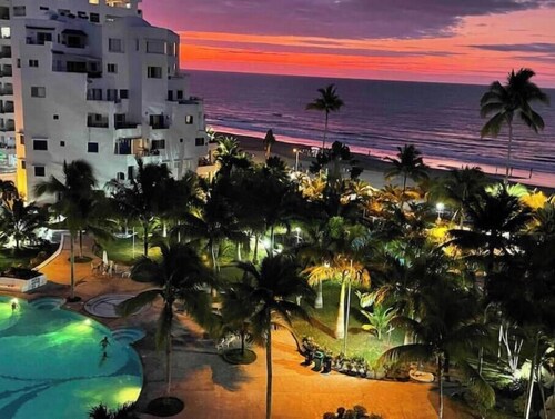 Charming apartment in front of the beach