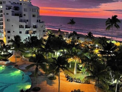 Charming apartment in front of the beach