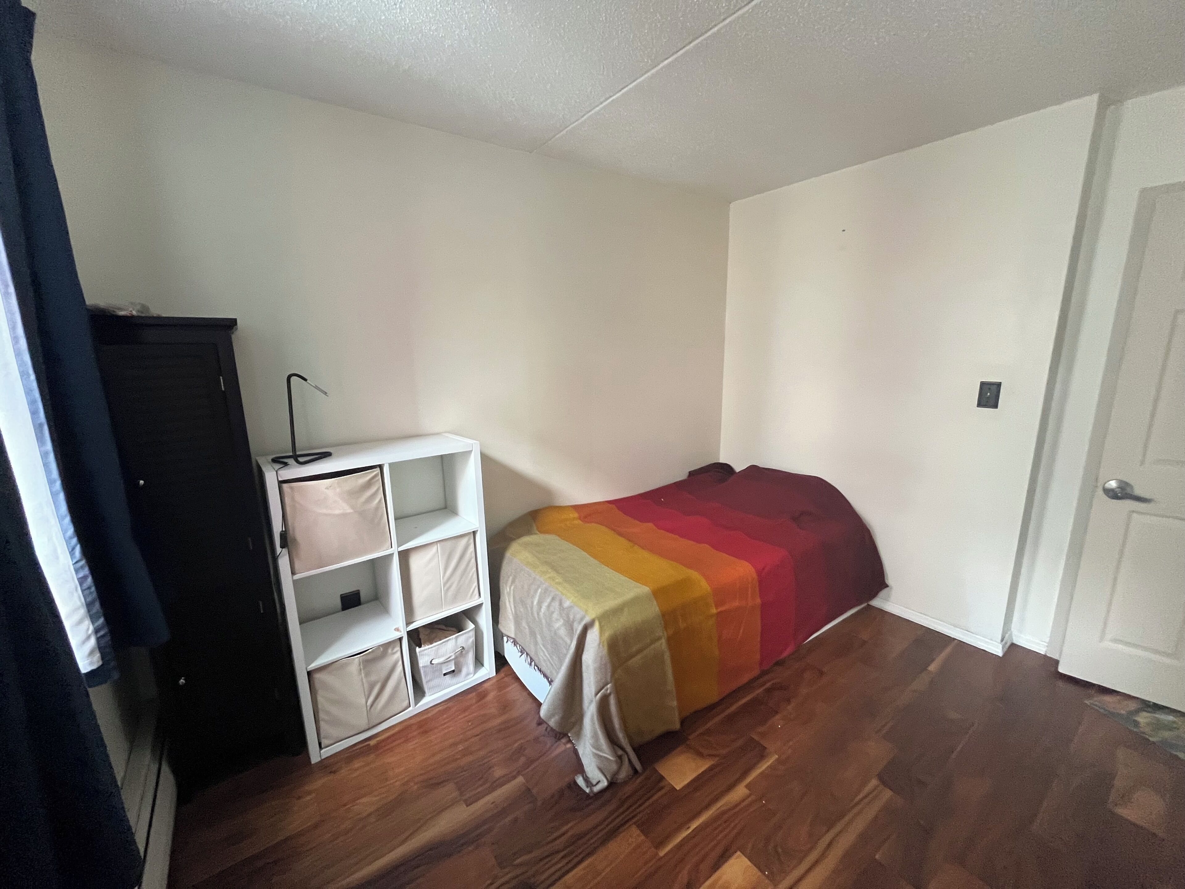 2 slaapkamers, een strijkplank/strijkijzer, wifi, beddengoed