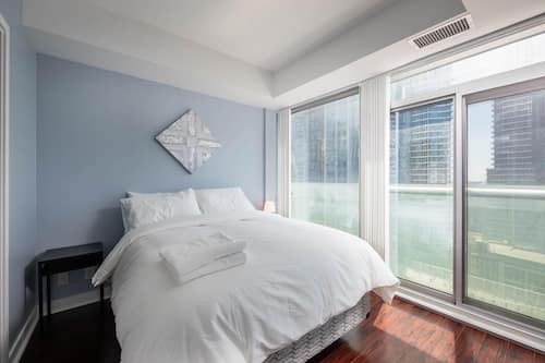 Superior Suite, 3 Bedrooms | Individually decorated, individually furnished, blackout drapes