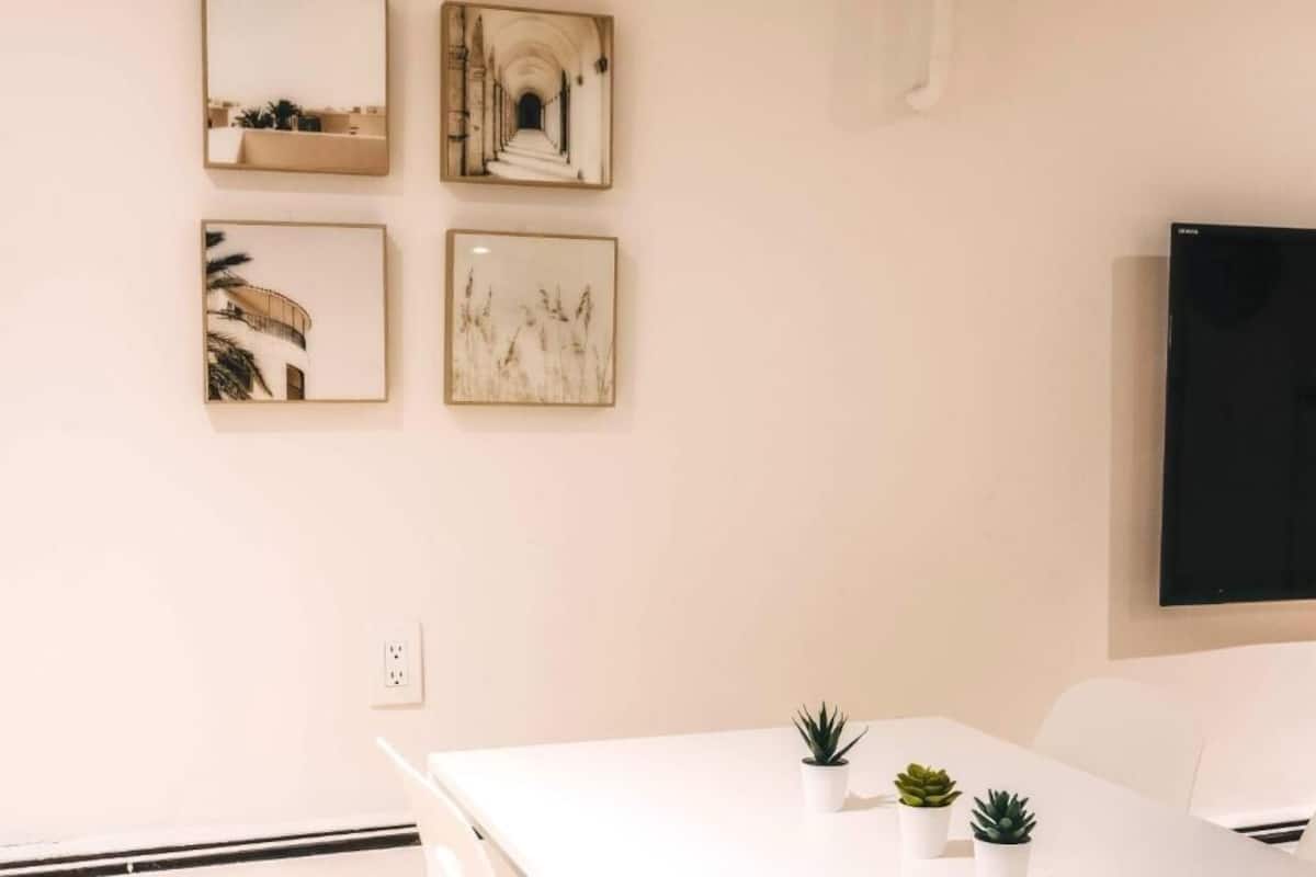 Classic Room | Dining