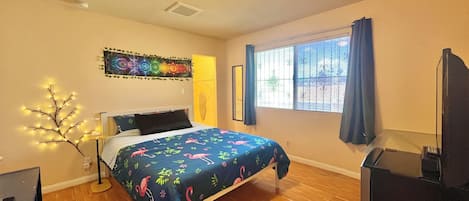 1 bedroom, iron/ironing board, free WiFi, bed sheets