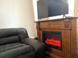 Tv, pejs, bøger