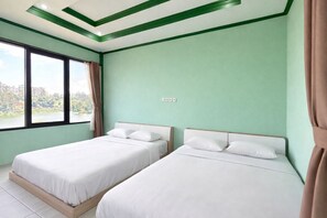 Family Room, Lake View - Malakai Villa Pangalengan (Bandung)