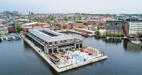 3-bedroom Townhome in Exciting Corner of Fells Point!