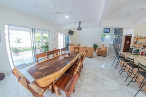 Family House, Air conditioning | Dining - Cocos House Zicatela (Brisas de Zicatela)