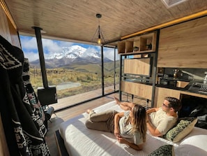 1 bedroom, desk, free WiFi, bed sheets - Exclusive tiny house facing Chimborazo at 4000 msnm (Chimborazo)