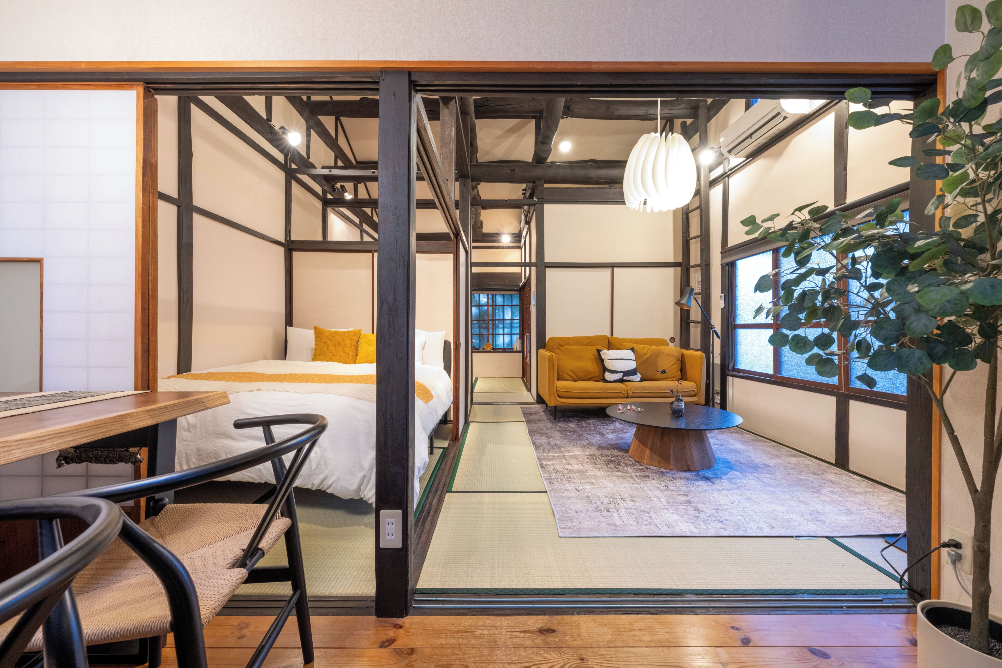 3 chambres, fer et planche à repasser, Wi-Fi gratuit, draps fournis