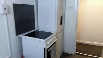 Fridge, oven