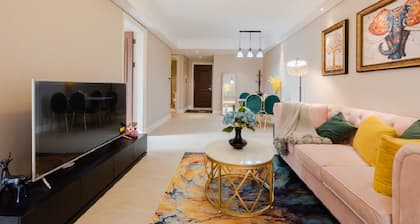 Beautiful Xi'an High-end Community Three-Bedroom Apartment