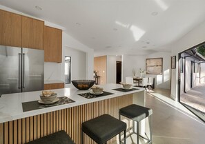 Dining - Luxury 4BR Modern Home w/ Private Pool • Near Universal Studios & Sofi Stadium (Los Angeles)