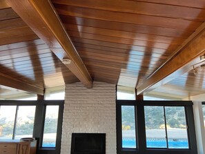 Interior - Sinatra’s Hideaway: Midcentury Mini Estate with Spectacular Views (Mountain Center)