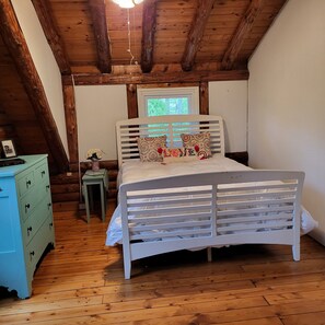 4 chambres, bureau, Wi-Fi, literie fournie