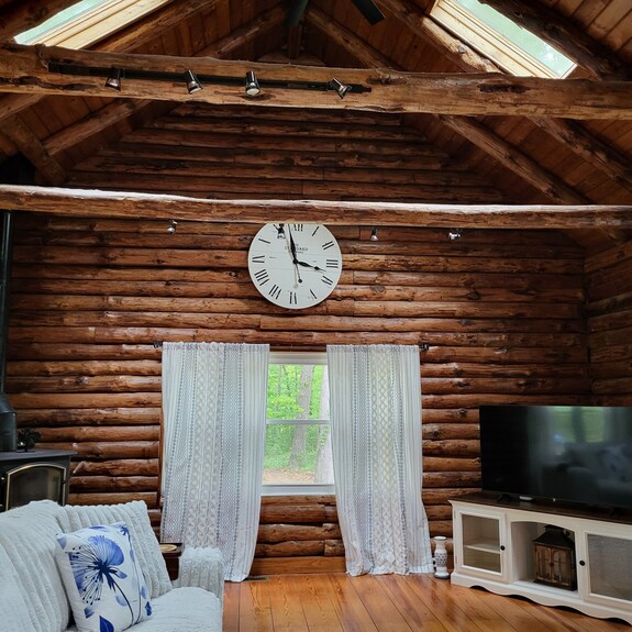 The Great Escape! 4 Br Log Cabin- A Beautiful Mix Of Modern And Authentic! - Warrenton, VA