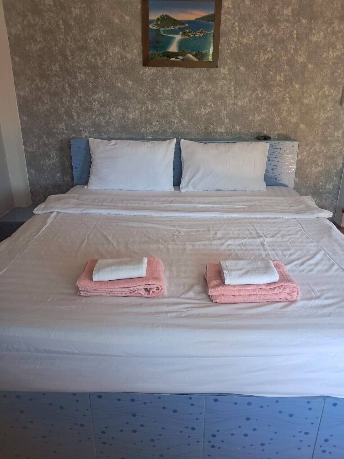 Habitación estándar, 1 cama de matrimonio grande | Wifi gratis y ropa de cama