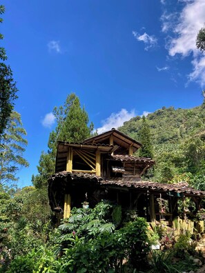 Casa, 4 dormitoris, vistes al jardí | Exterior