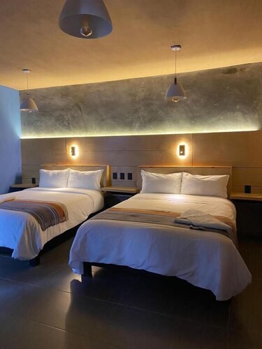 Hotel Aeropuerto Ángel Albino Corzo