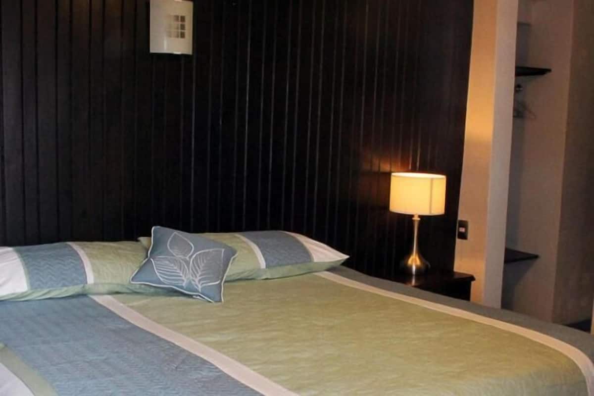 Deluxe Room, Balcony | Free WiFi