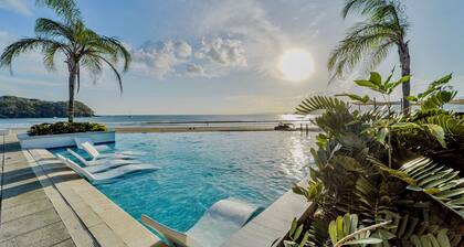 Brandnew 2-bedroom apartment in charming surfer hotspot Playa Venao