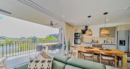 Brandnew 2-bedroom apartment in charming surfer hotspot Playa Venao