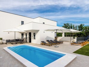 Beheizter Pool