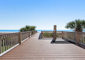 Property grounds - Cozy 3-bedroom condo with AC in superb Myrtle Beach (Myrtle Beach)