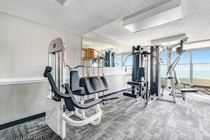 Fitness facility - Oceanfront 3BR Getaway | Beach Access & Pool (Myrtle Beach)