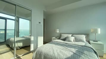 Deluxe Suite, 2 Bedrooms, Non Smoking | Individually decorated, individually furnished, free WiFi, bed sheets