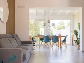 TV - The Baby Suite, modern and refined (Portoferraio)