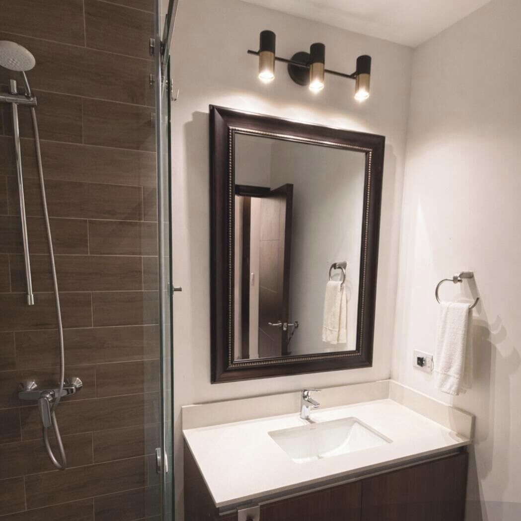 Apartemen, balkon, pemandangan gunung | Kamar mandi